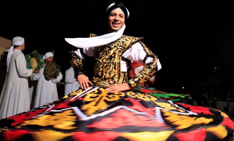 رحلة رمضانية بالتنورة في شوارع القاهرة